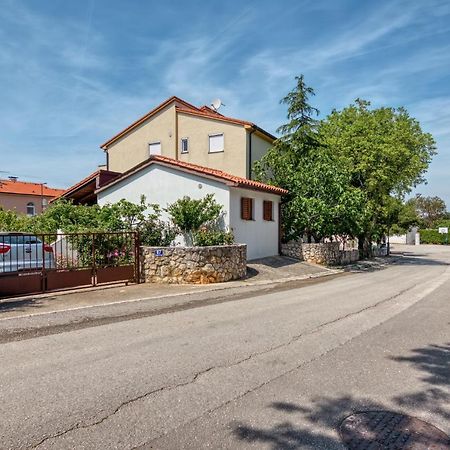 Apartmets Slavica 1644 บานโจเล ภายนอก รูปภาพ