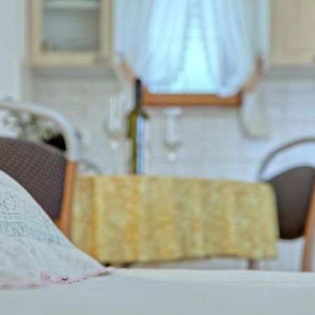 Apartmets Slavica 1644 บานโจเล ภายนอก รูปภาพ